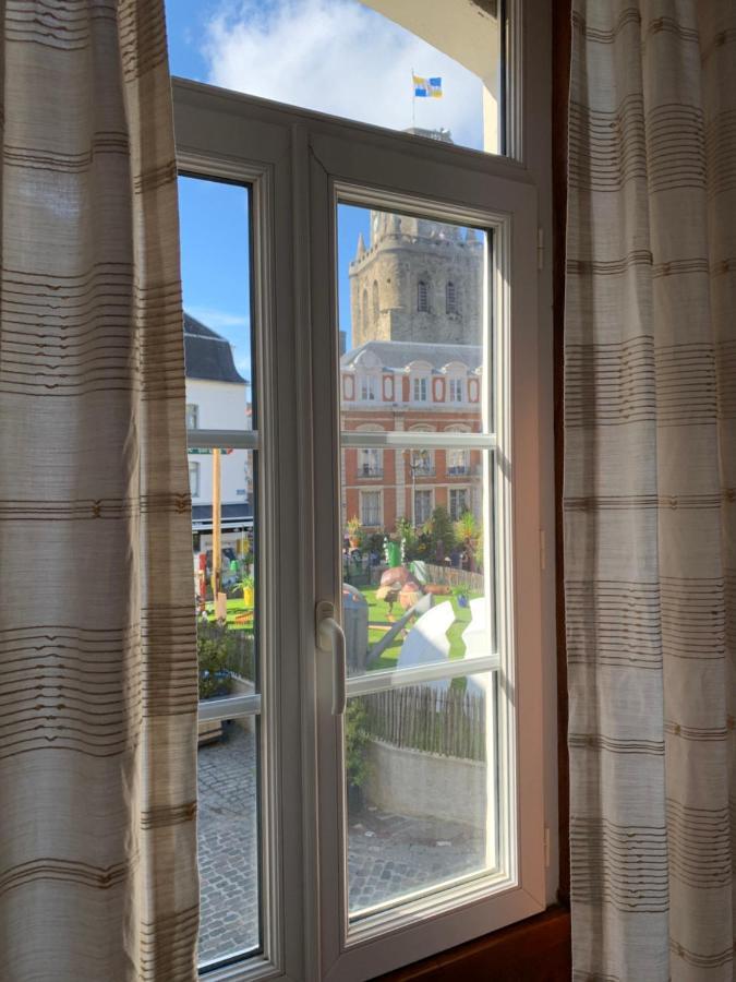 Le Cottage Des Remparts - Face Hotel De Ville Булонь-сюр-Мер Екстер'єр фото